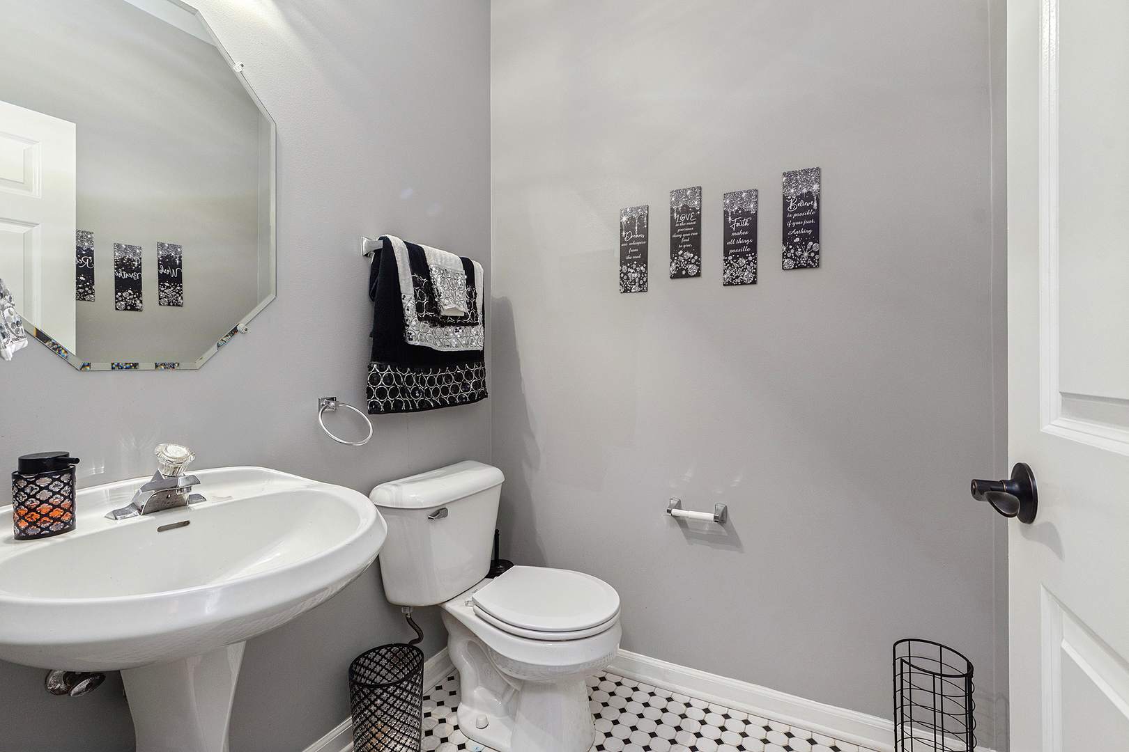 13337 Ash Court Property Photo 12