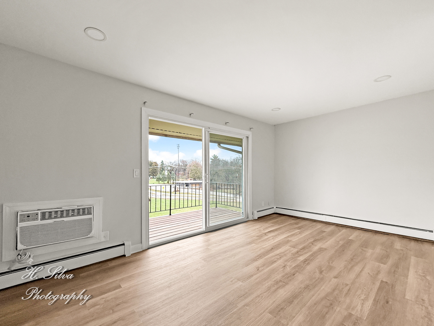 20 Arrowhead Drive 10 Property Photo 3