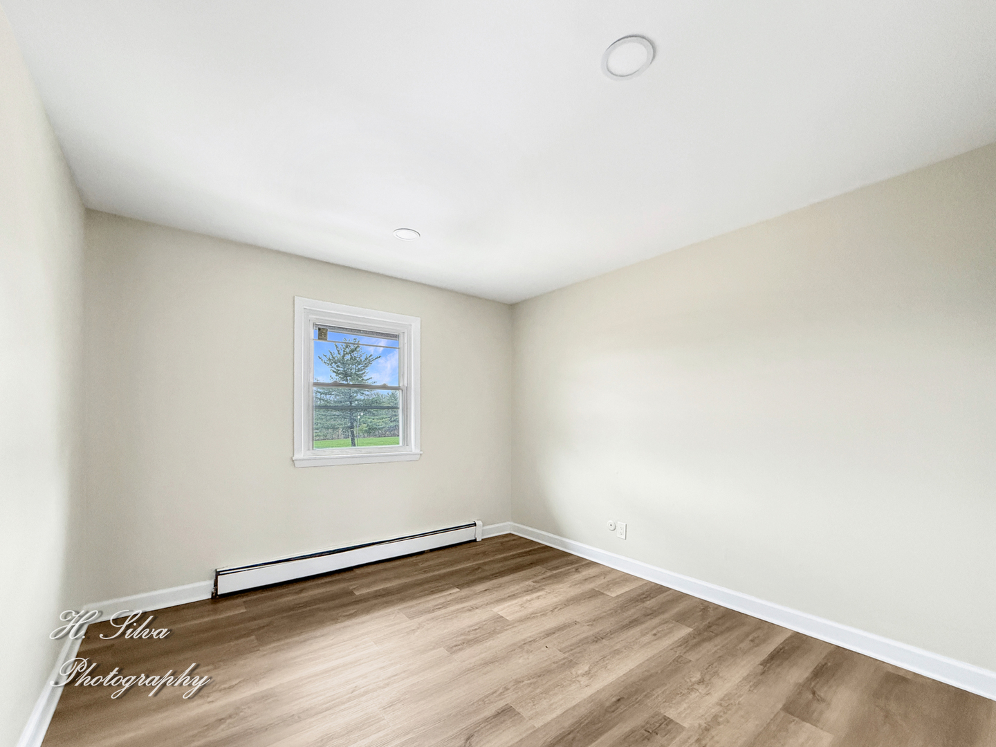 20 Arrowhead Drive 10 Property Photo 12