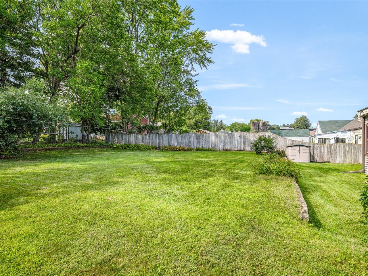 205 Saint Louis Avenue Property Photo 35
