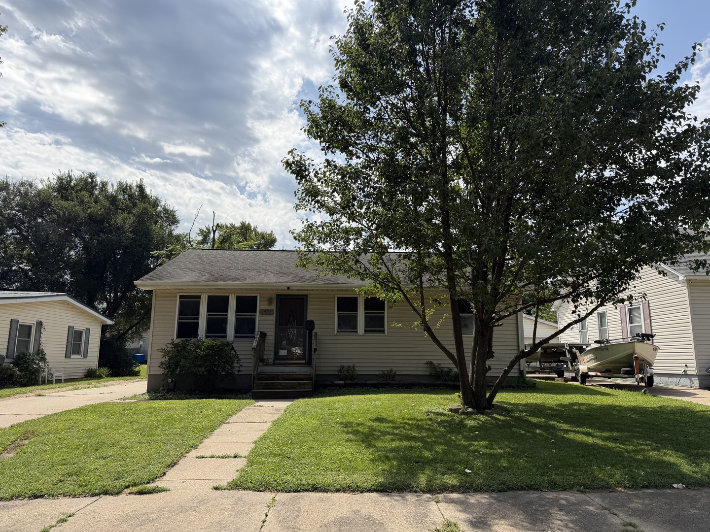 1427 Prospect Avenue Property Photo 1