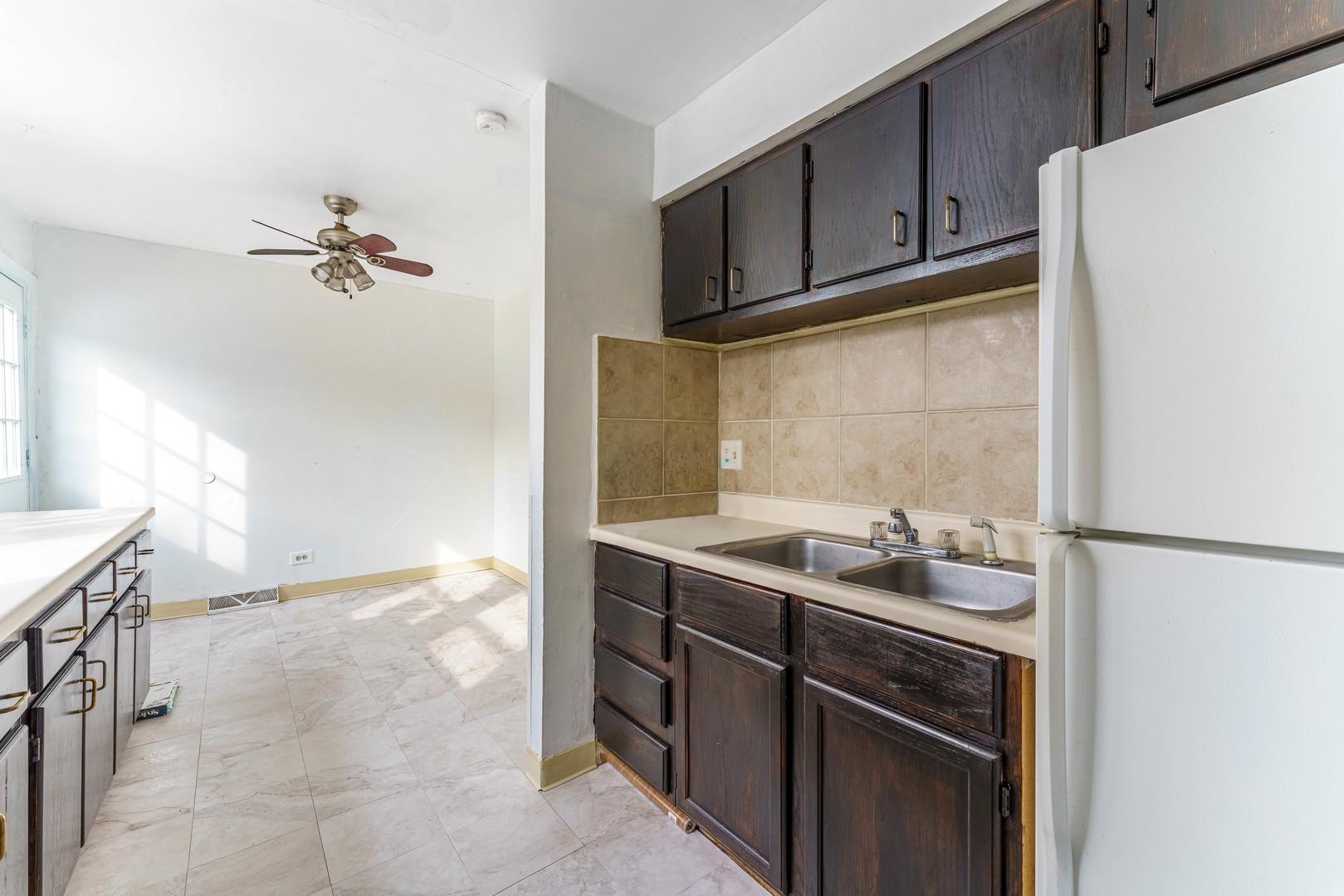1370 Fargo Avenue E Property Photo 16