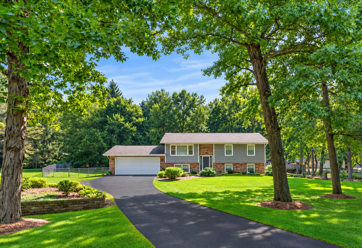 5N597 Weber Drive