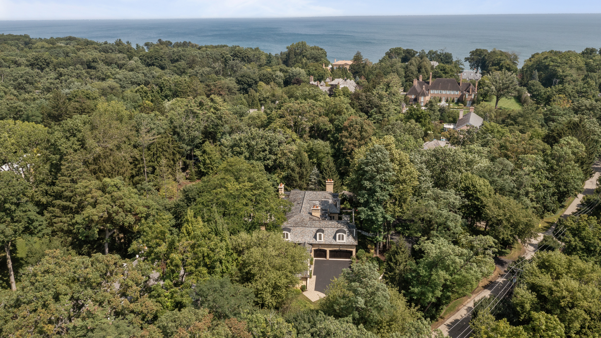 586 Spruce Avenue Property Photo 44
