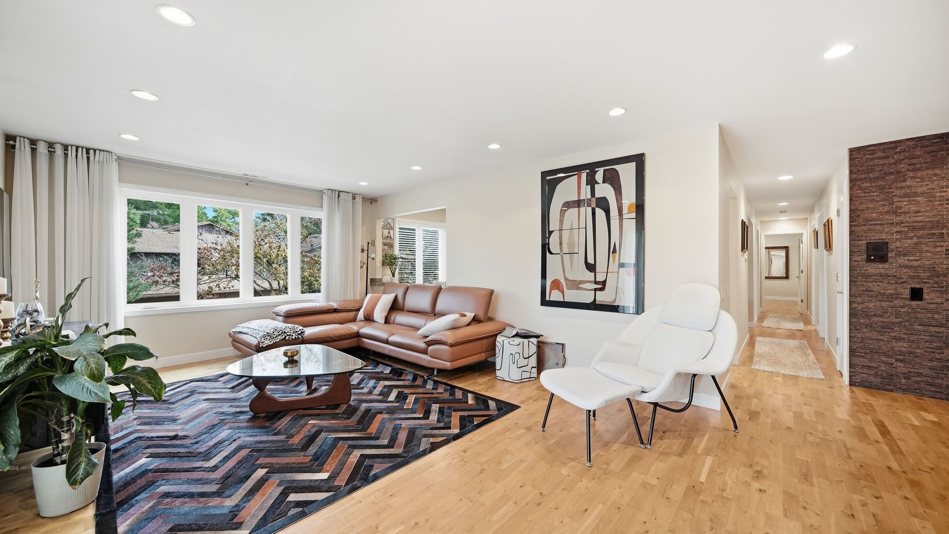 3105 Toulon Drive Property Photo 4
