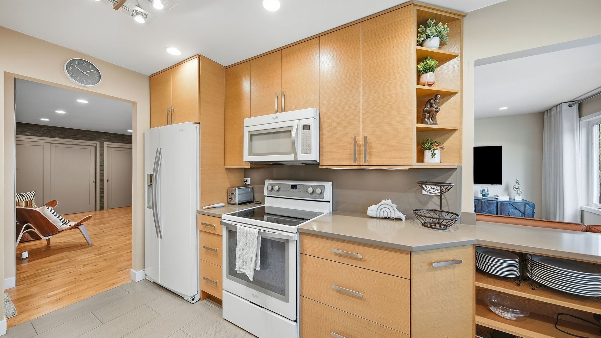 3105 Toulon Drive Property Photo 10