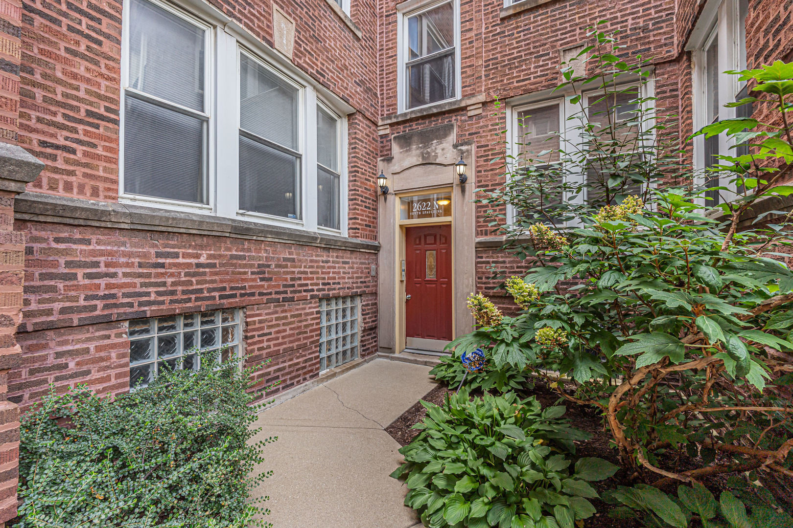 2622 N Spaulding Avenue 3n Property Photo 2