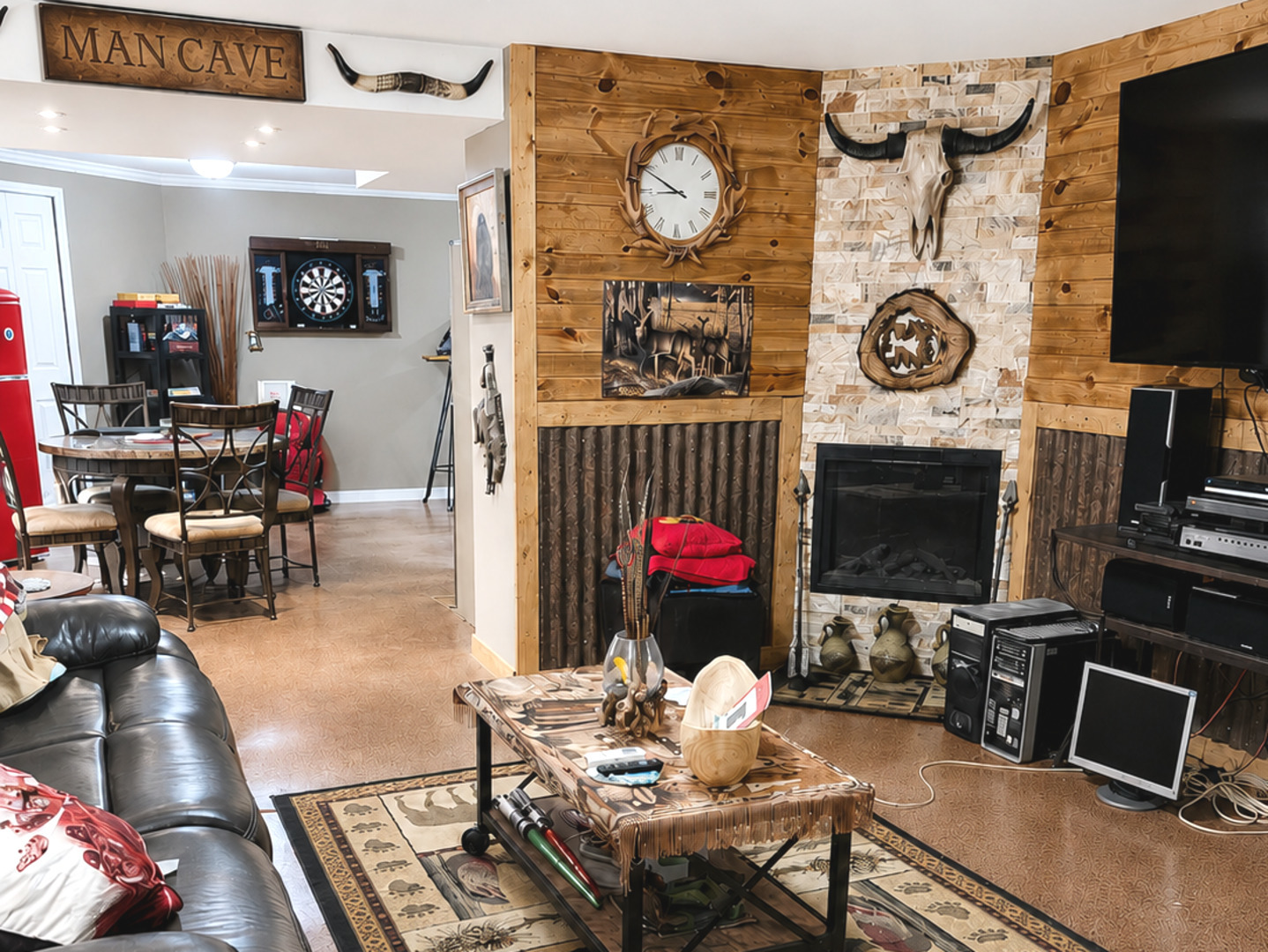 7129 Foxview Drive Property Photo 18