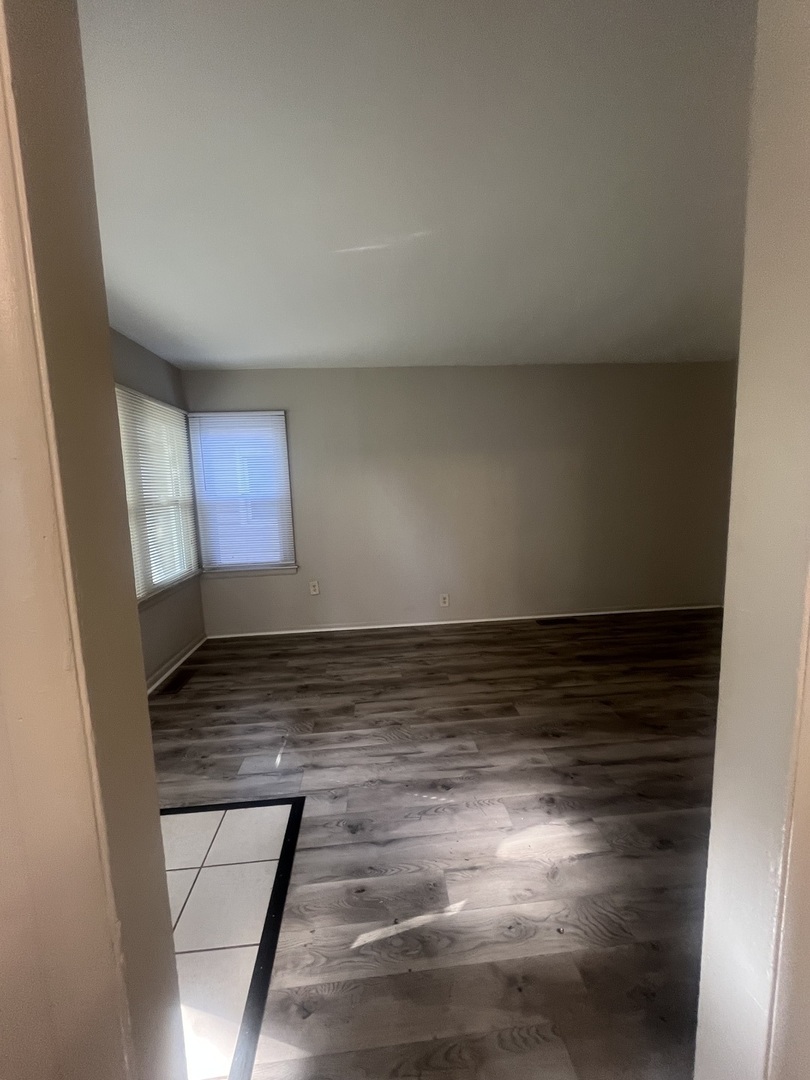 16872 Shea Avenue Property Photo 4