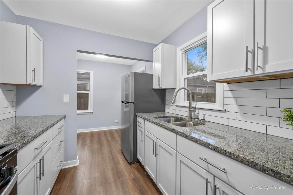 1706 North Avenue Property Photo 3