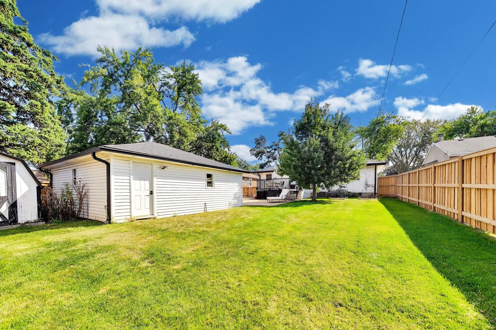 428 N Stewart Avenue Property Photo 35