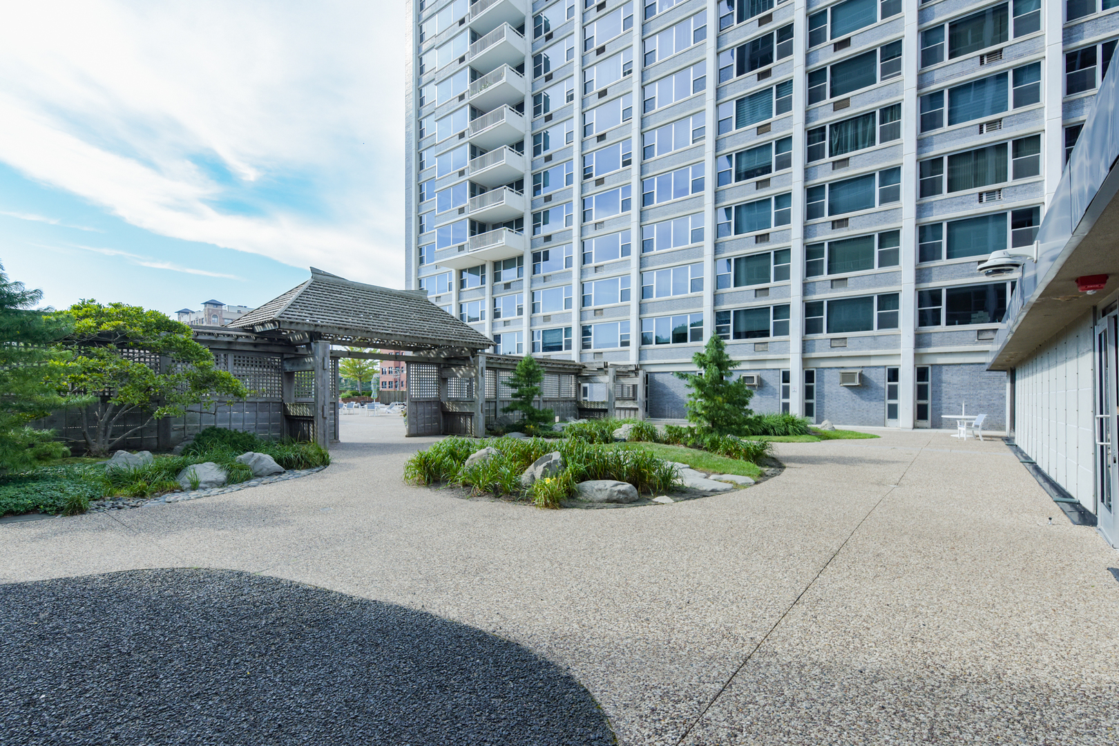 4250 N Marine Drive 2731 Property Photo 14
