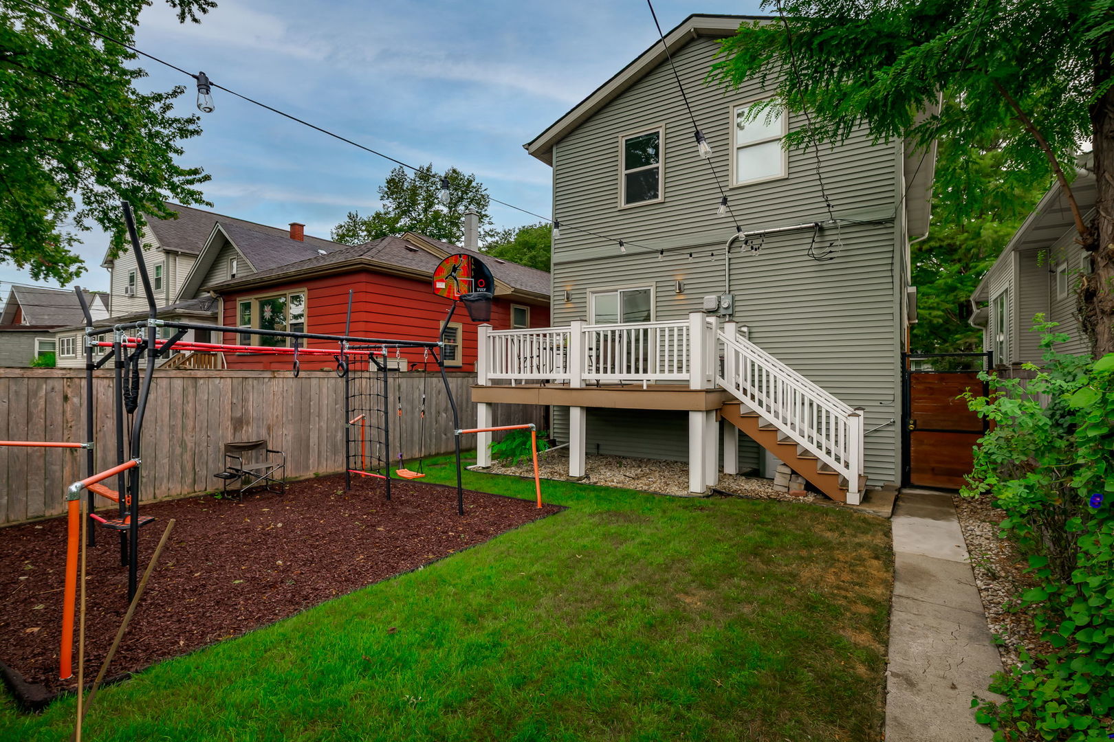 1154 S Elmwood Avenue Property Photo 25