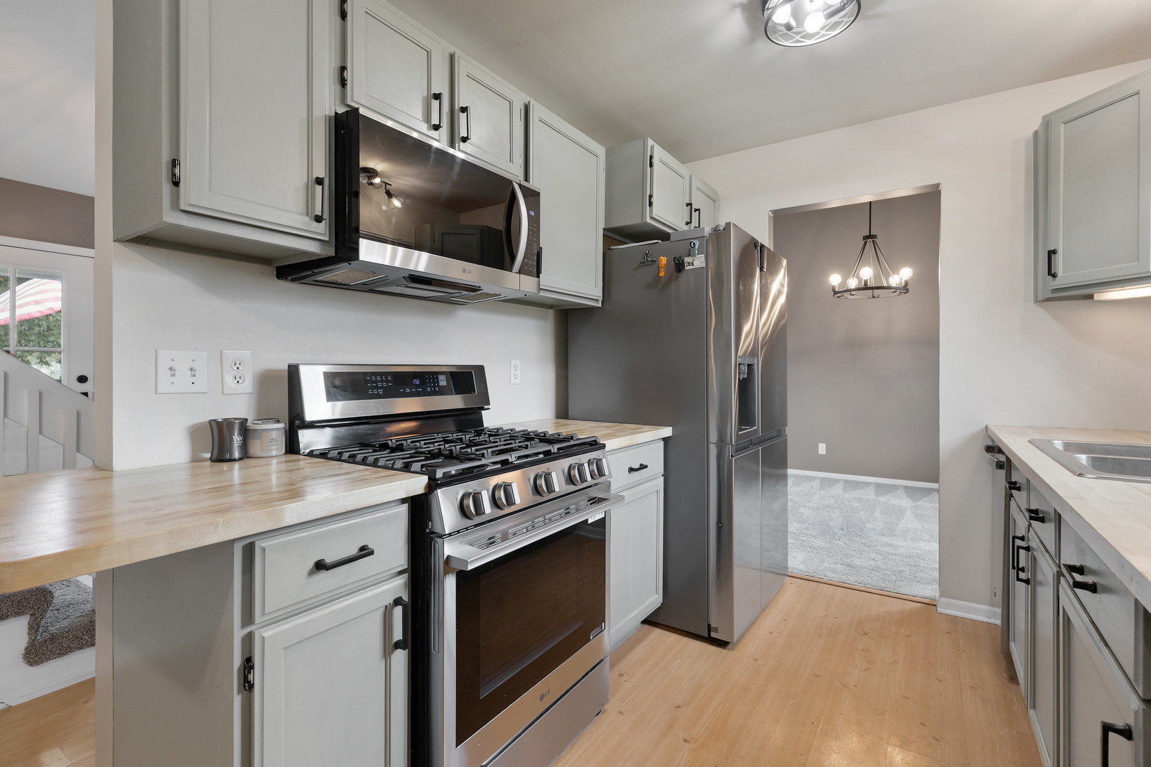 1102 Amberwood Drive Property Photo 12