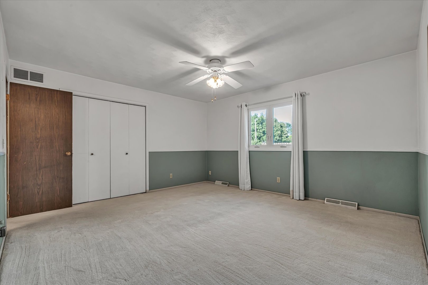 2705 36th Street Property Photo 32