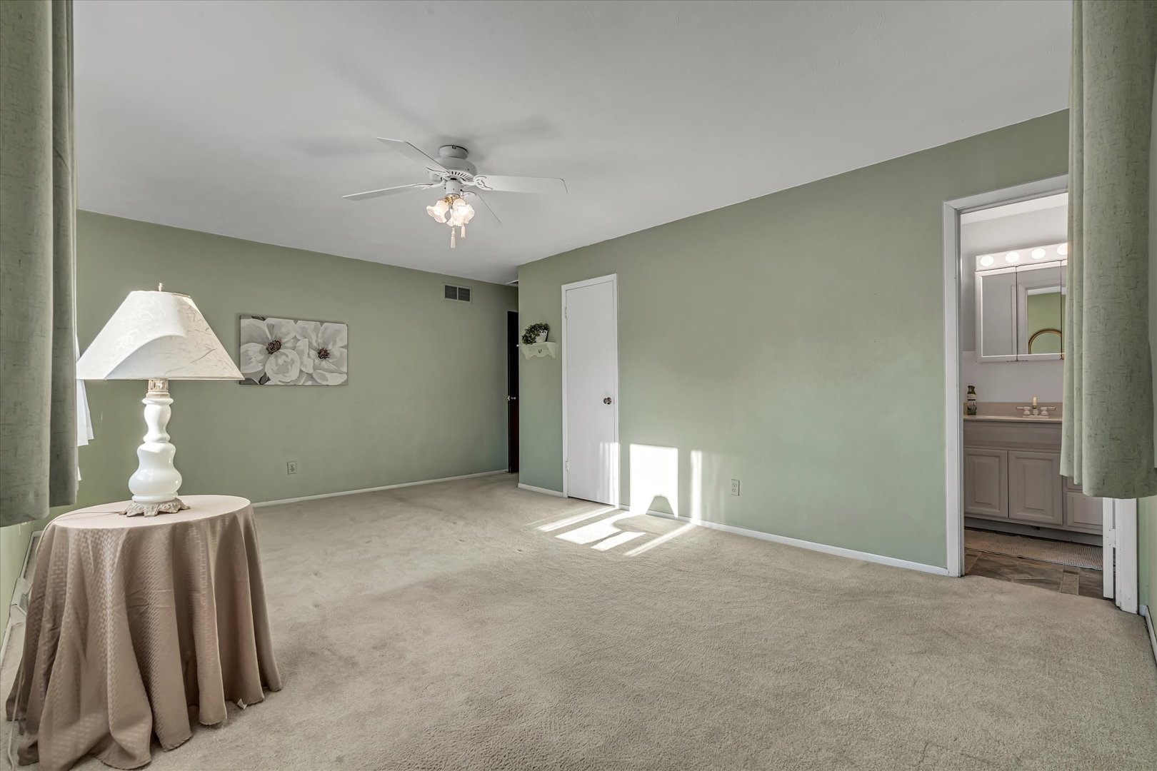 2705 36th Street Property Photo 36