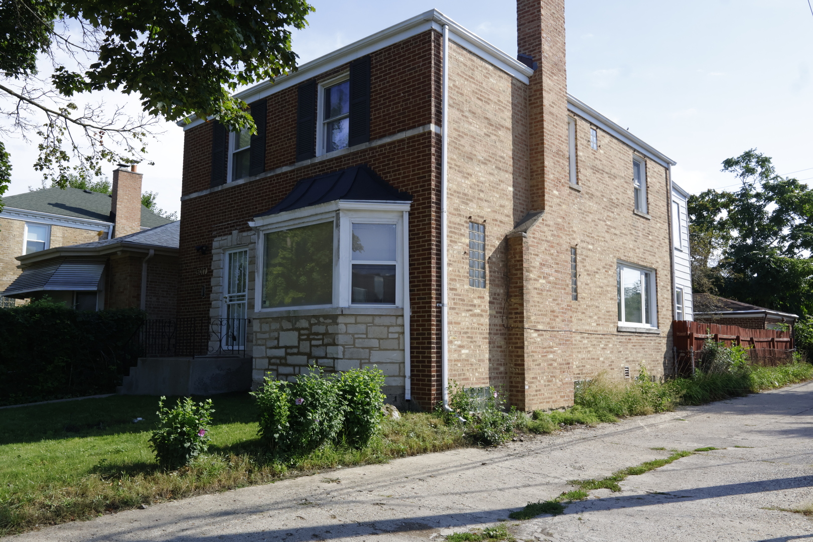 6017 N Bernard Street Property Photo 2
