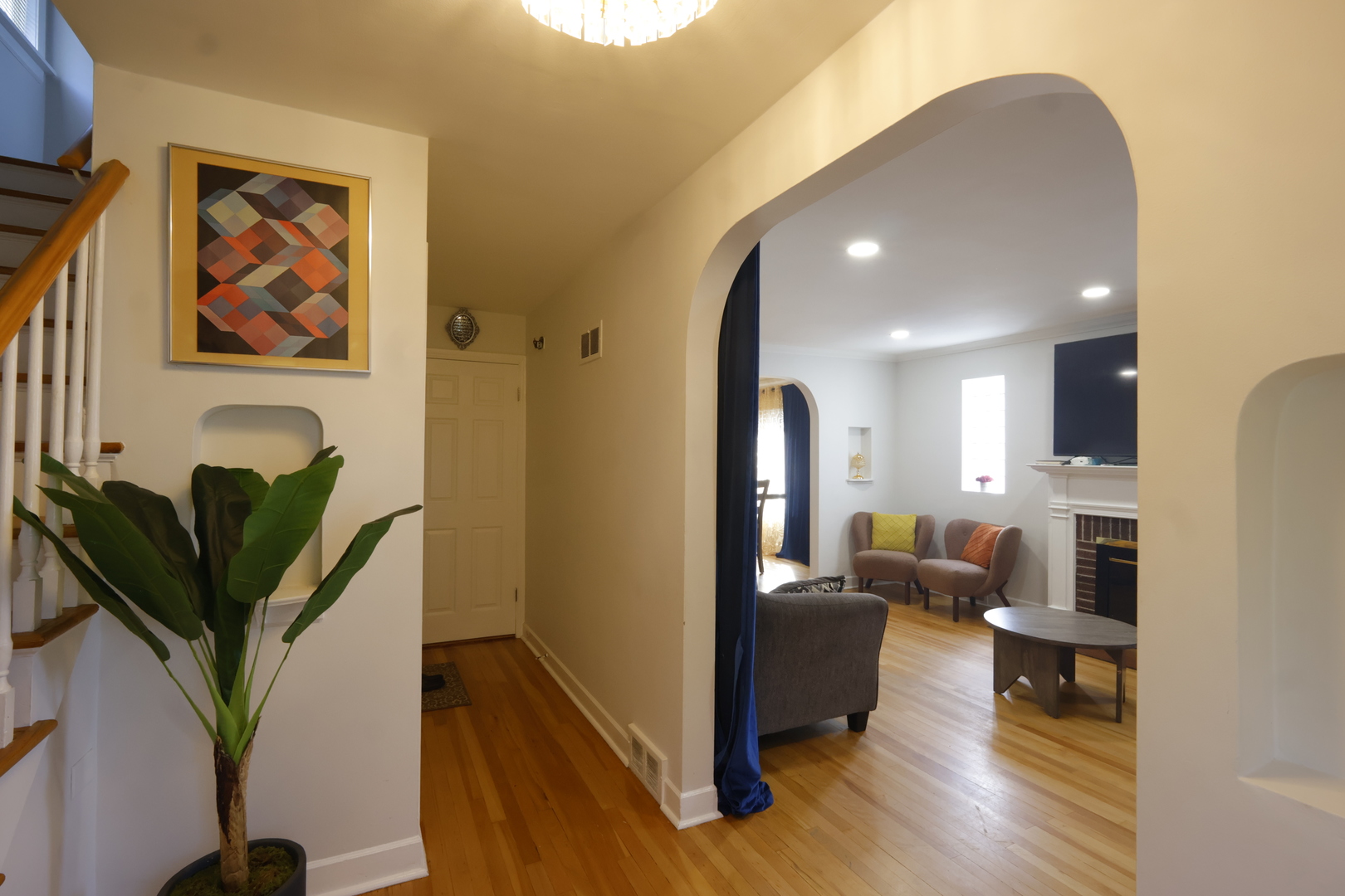 6017 N Bernard Street Property Photo 3
