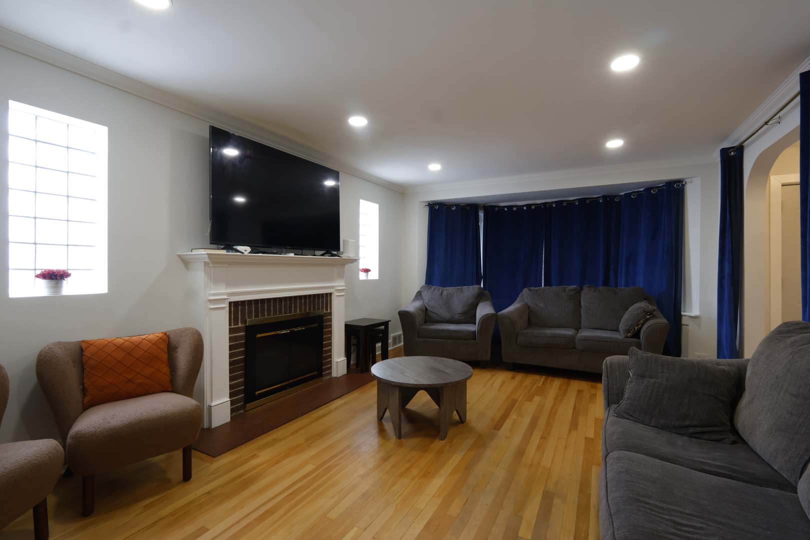 6017 N Bernard Street Property Photo 5