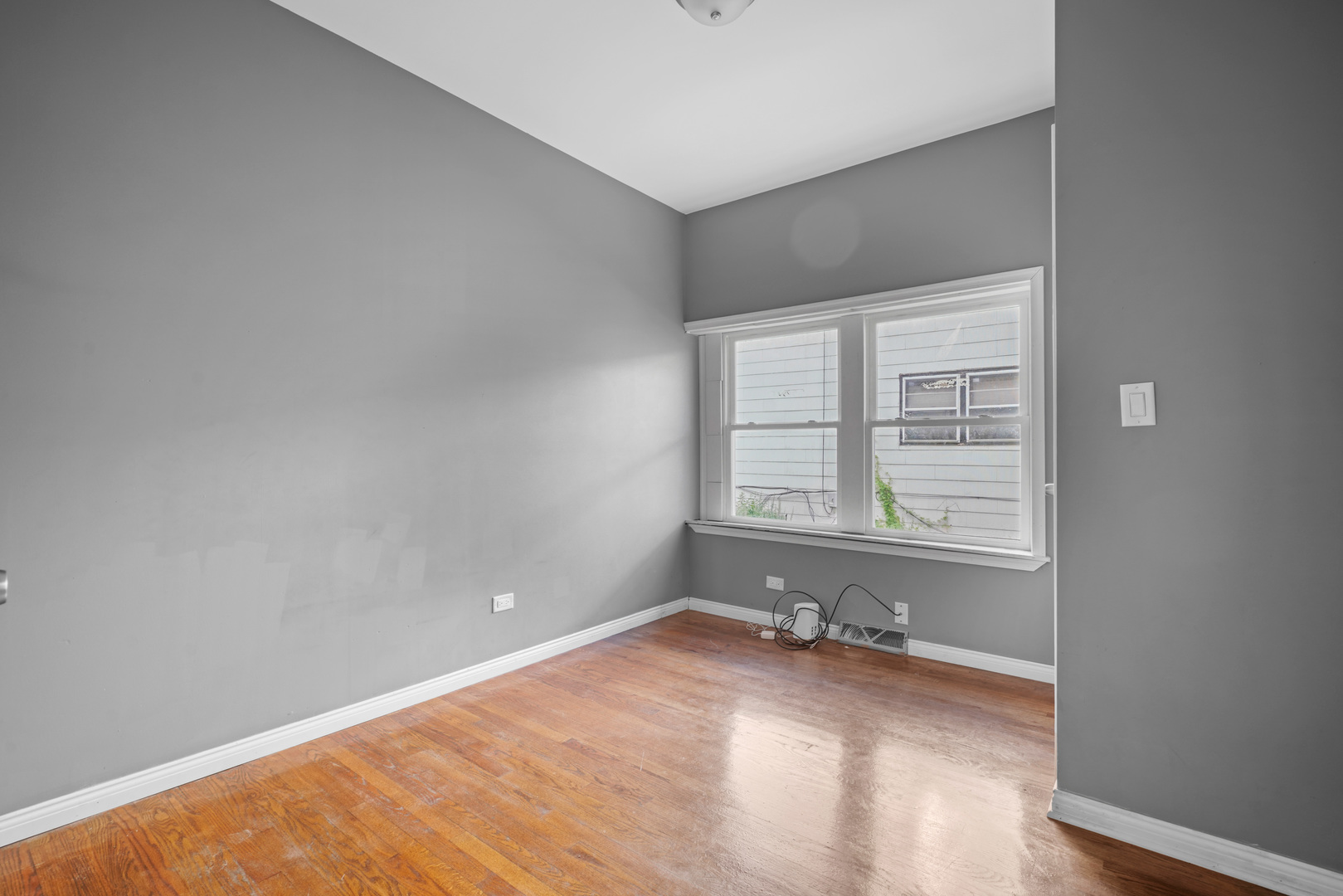 30 W 21st Street Property Photo 6