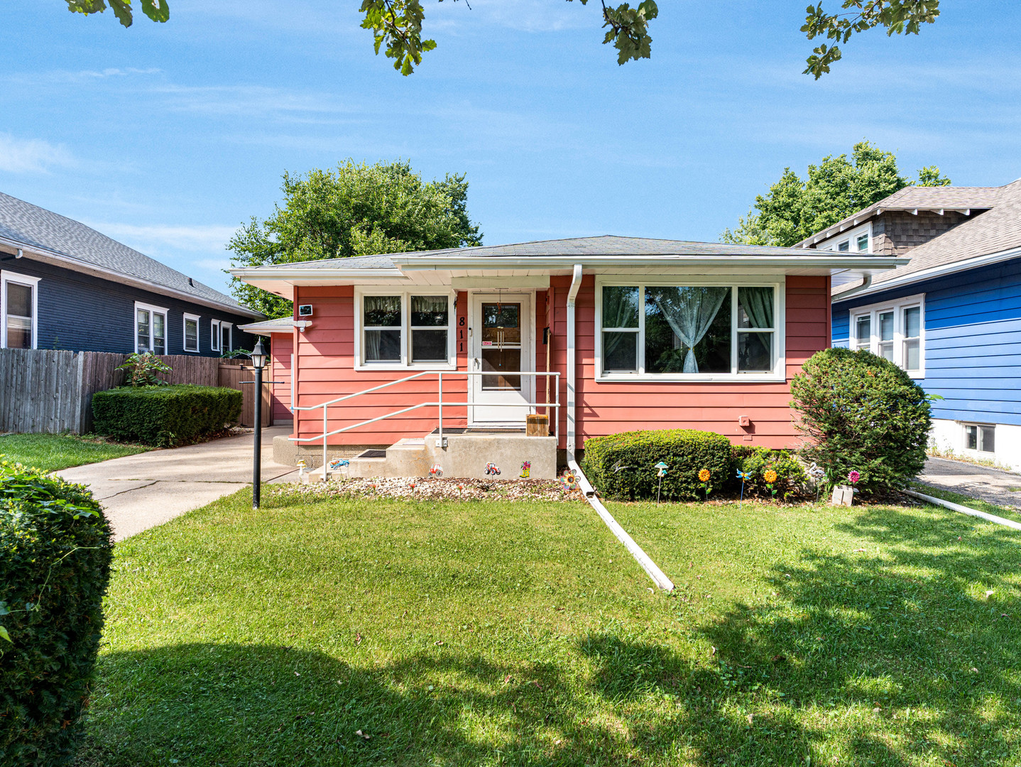 811 Glenwood Avenue Property Photo 1