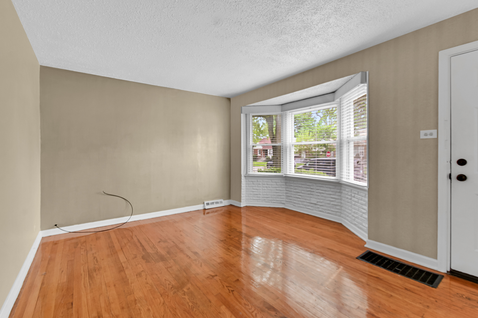 12755 S Parnell Street Property Photo 4