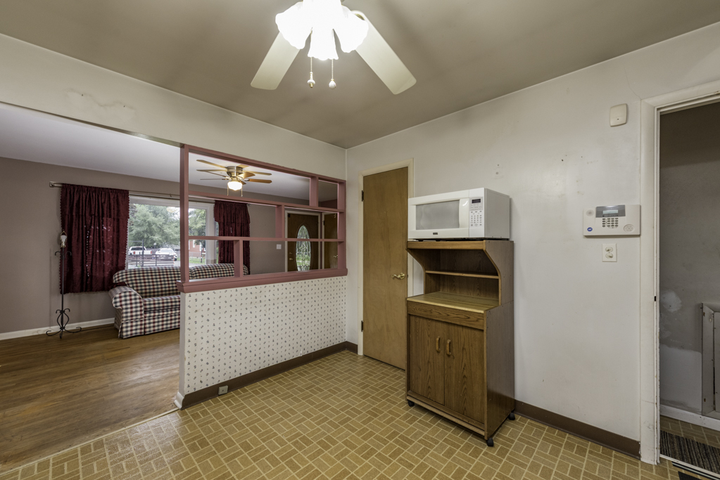2314 Gideon Avenue Property Photo 9