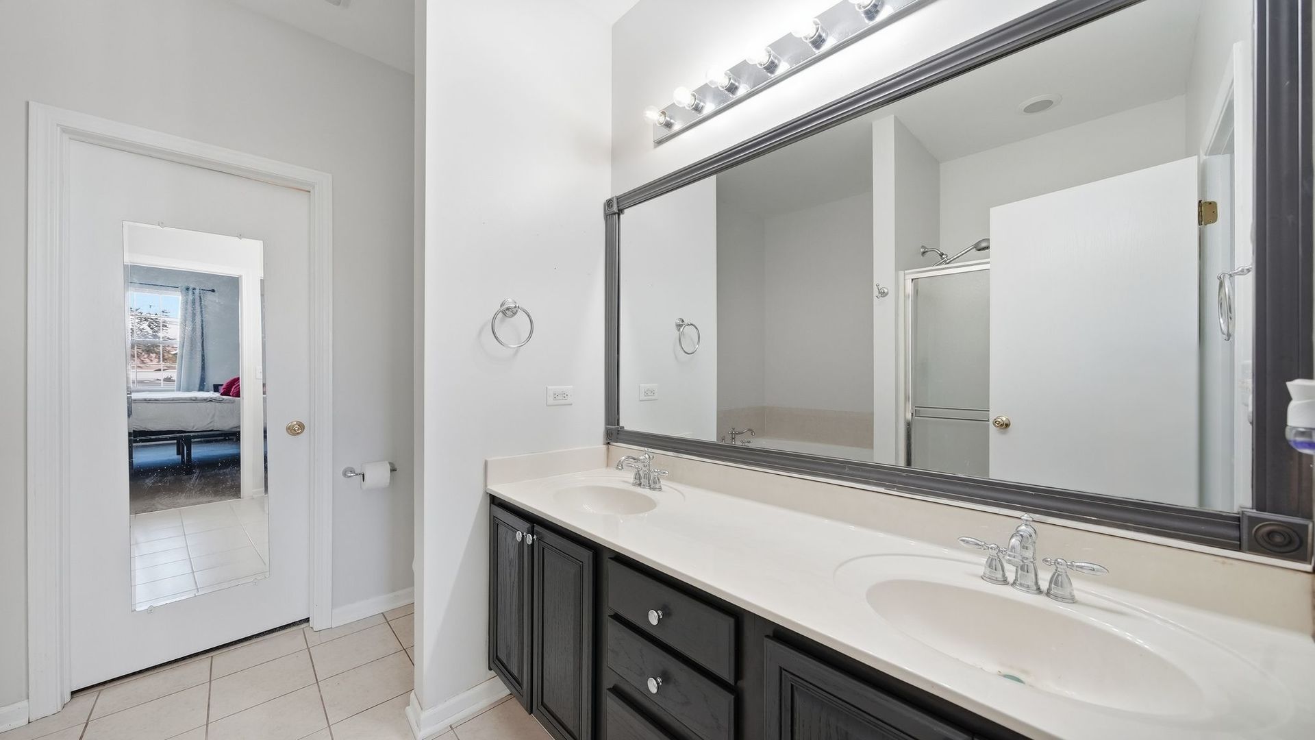 16146 Huron Street Property Photo 11