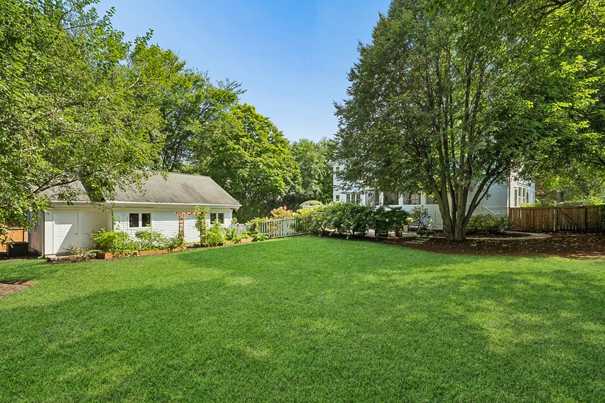 579 Hill Terrace Property Photo 41