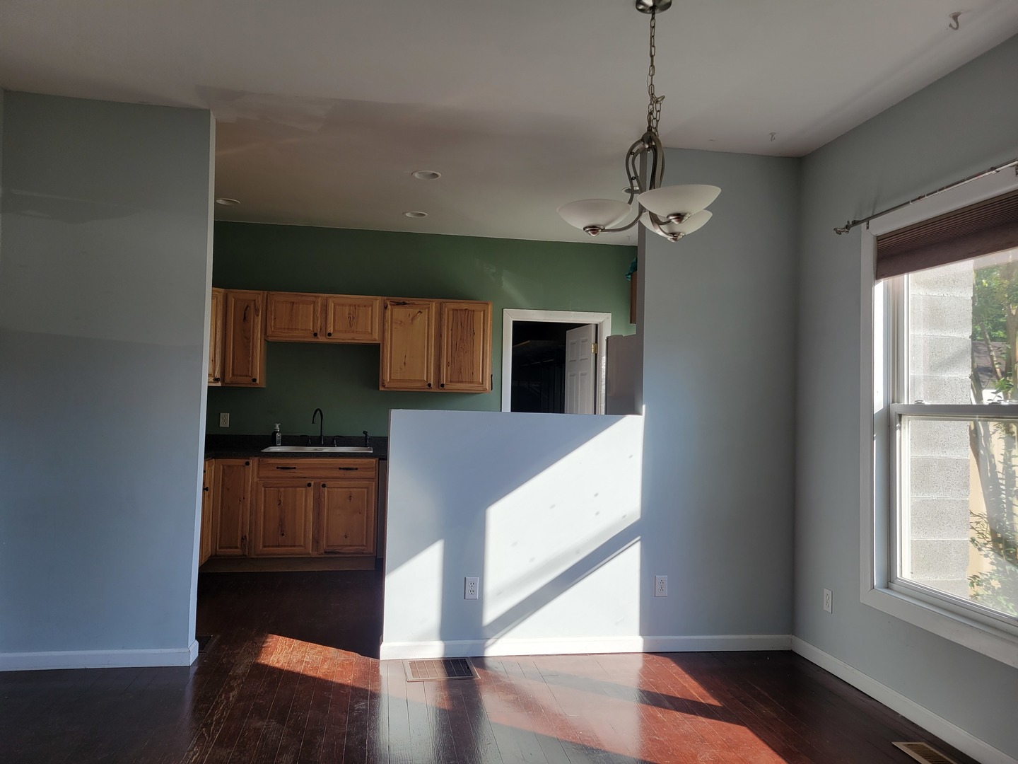 210 Se Front Street Property Photo 6