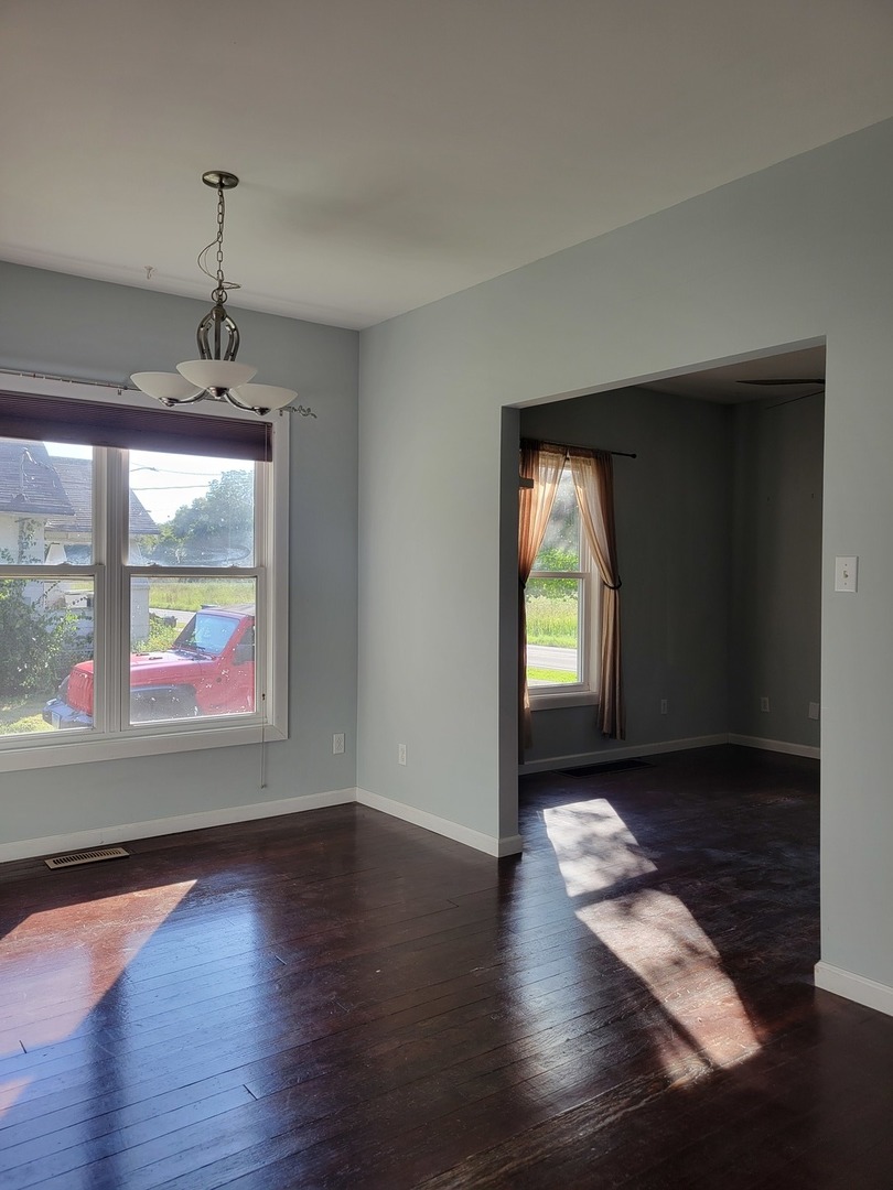 210 Se Front Street Property Photo 7