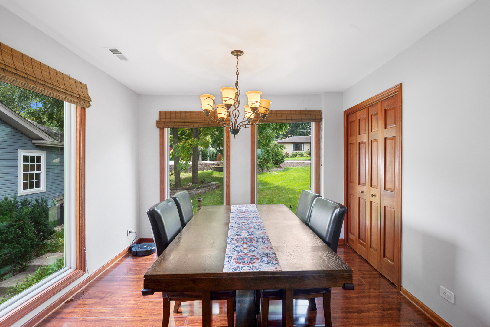 2202 Lake Shore Drive Property Photo 7