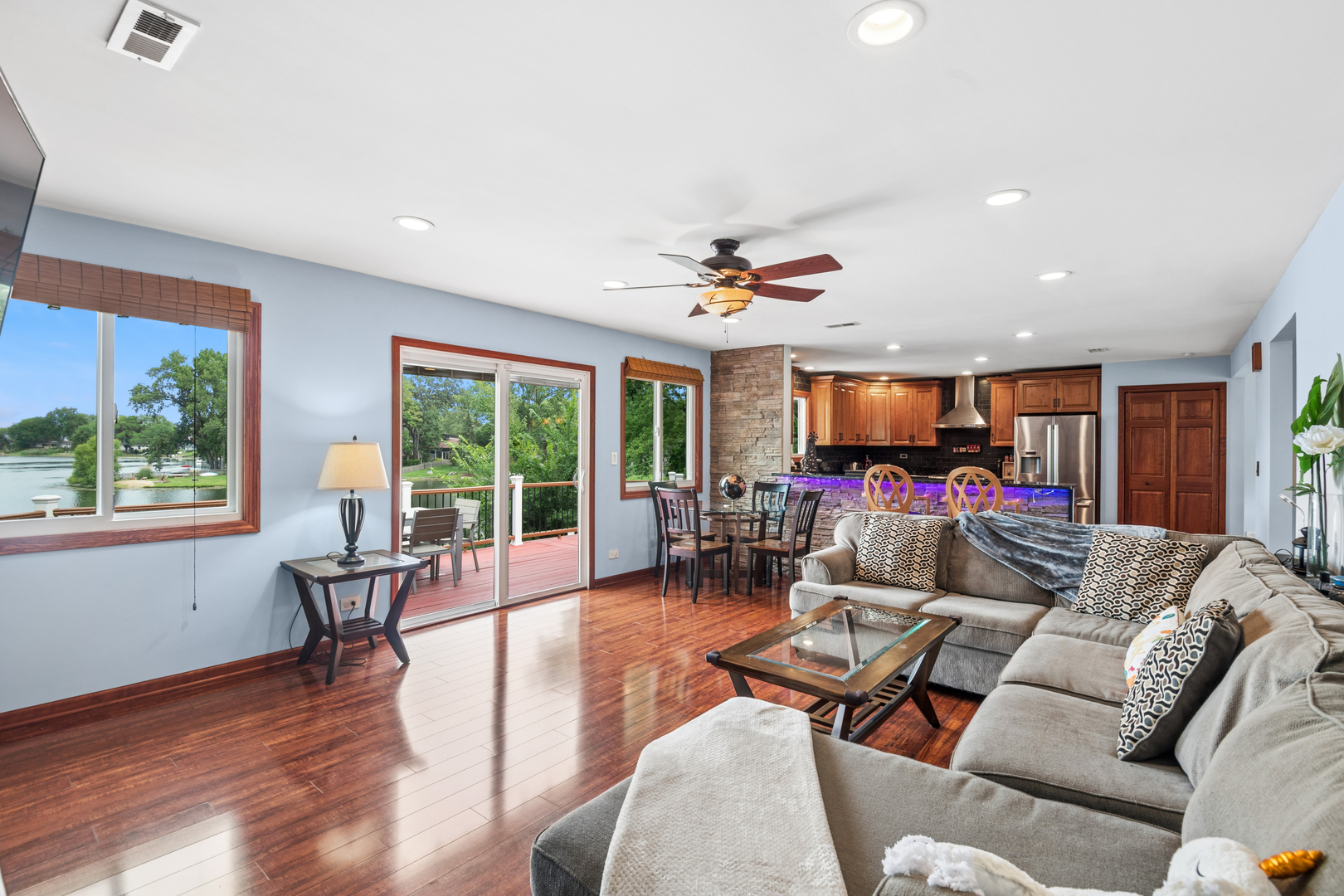 2202 Lake Shore Drive Property Photo 9