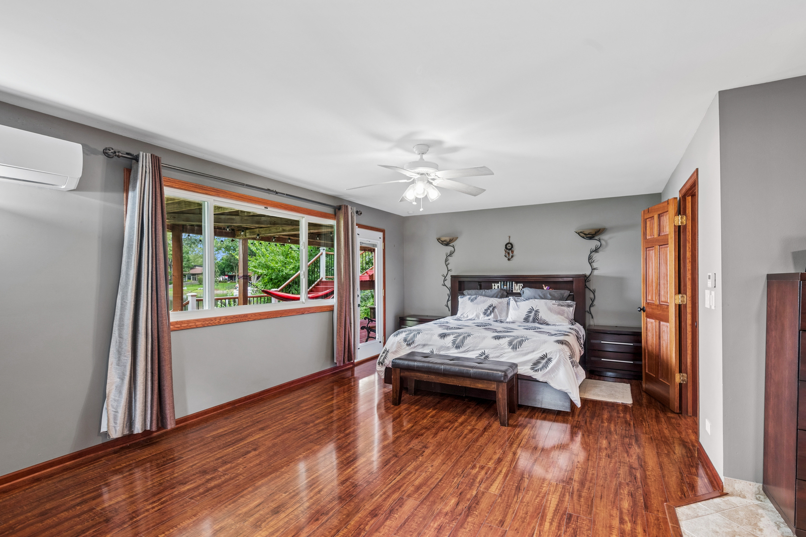 2202 Lake Shore Drive Property Photo 14