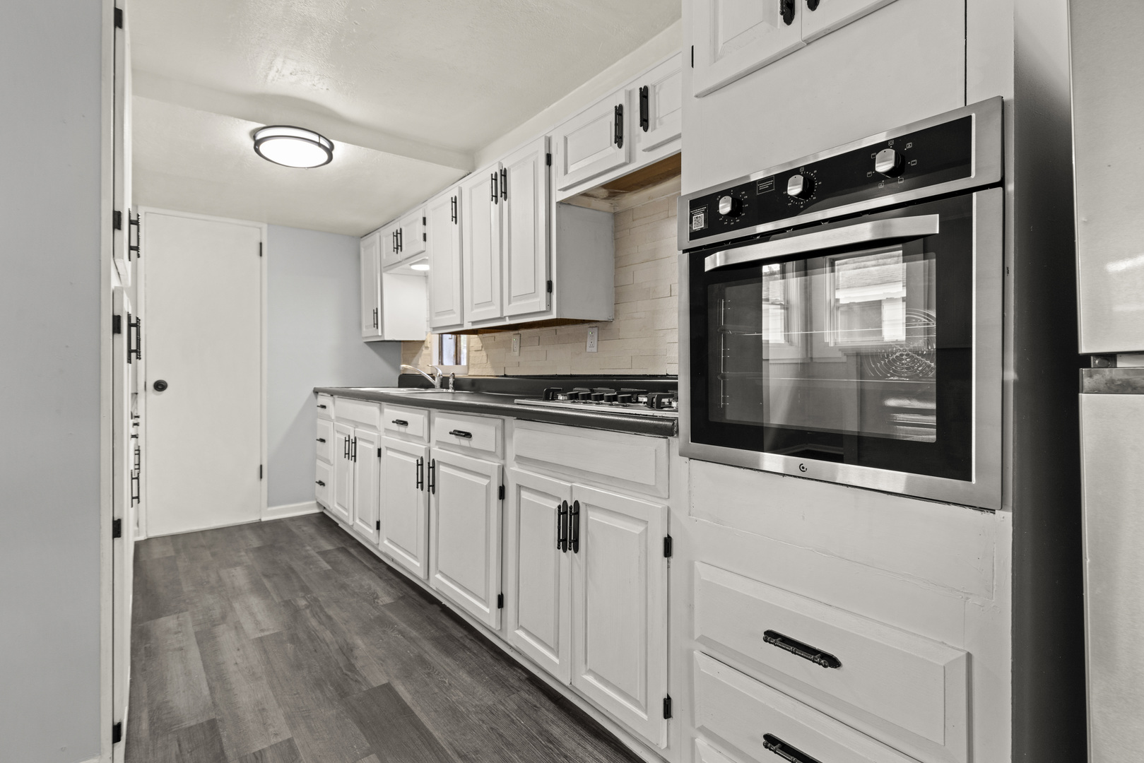 3226 8th Street Property Photo 5