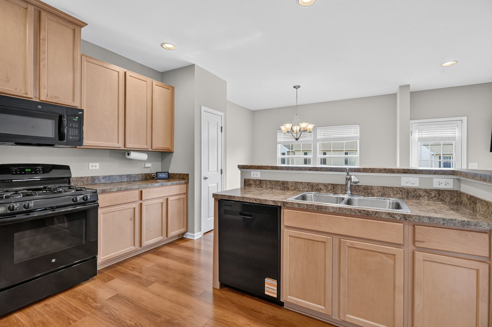12921 Cypress Lane Property Photo 8