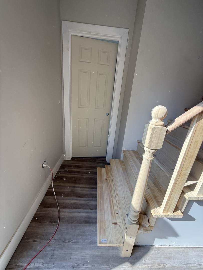 16901 Crane Avenue Property Photo 11
