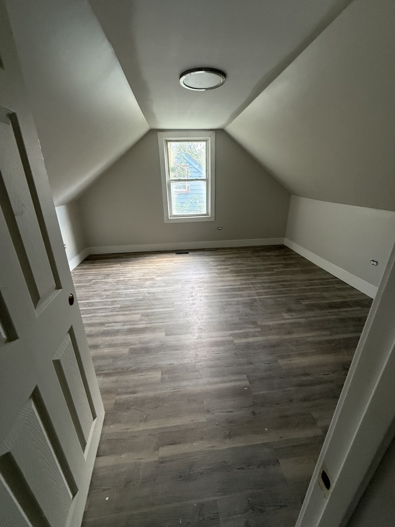 16901 Crane Avenue Property Photo 16