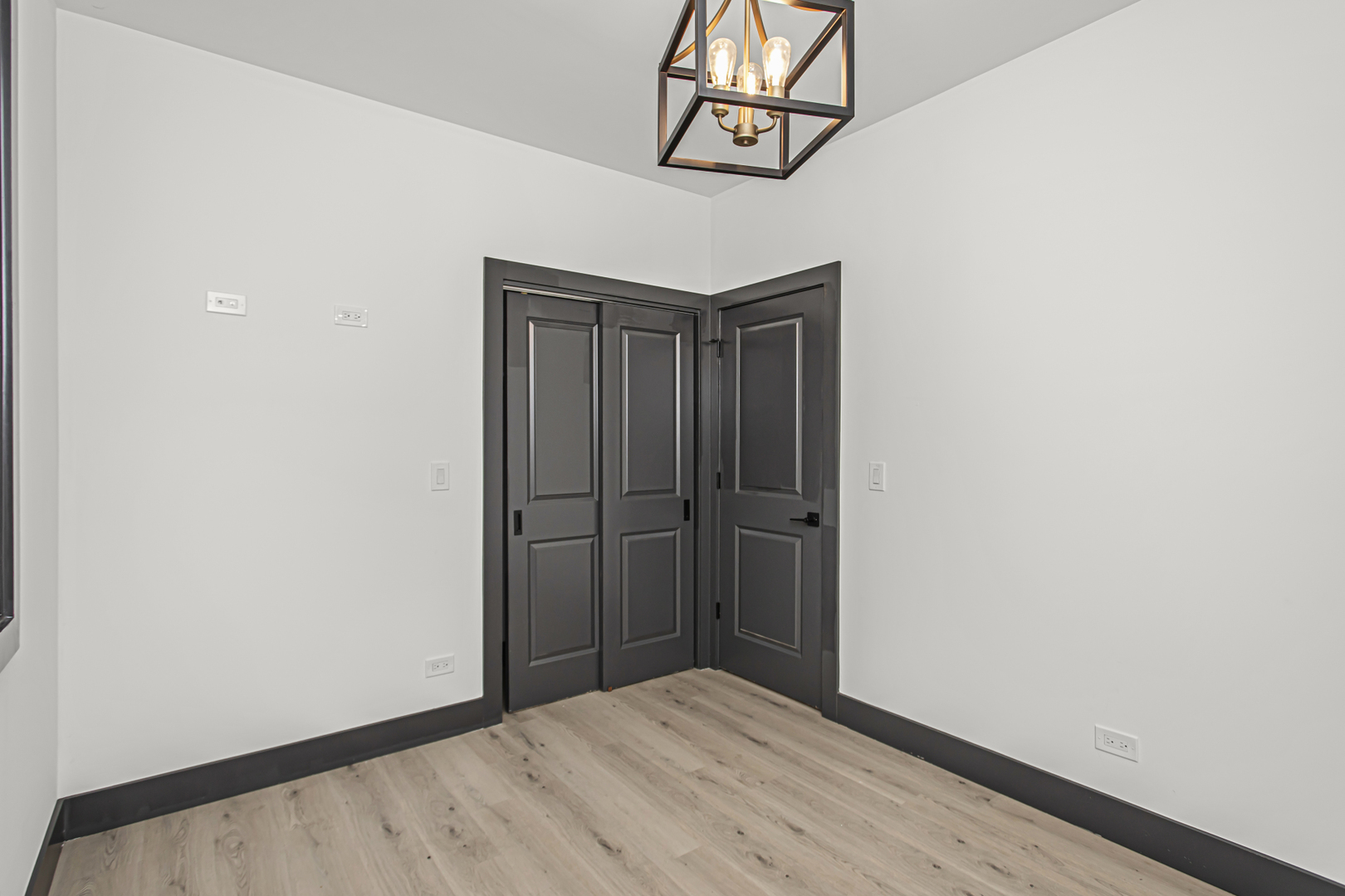 6500 S Ingleside Avenue 3 Property Photo 12