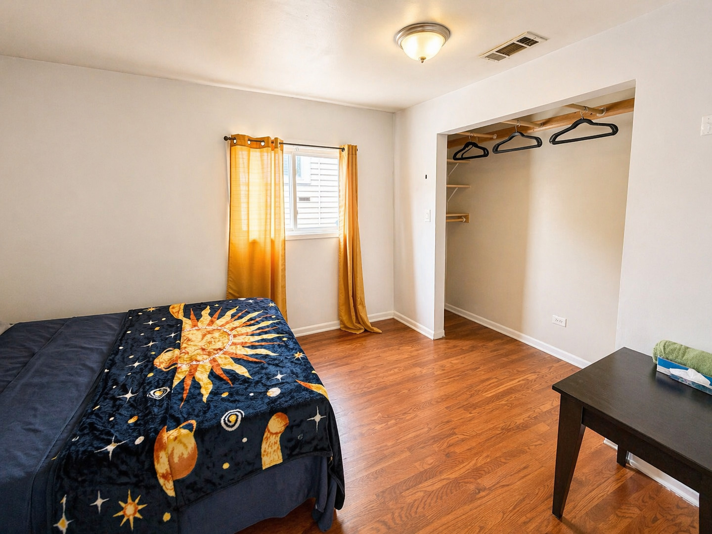2412 N Lorel Avenue Property Photo 12