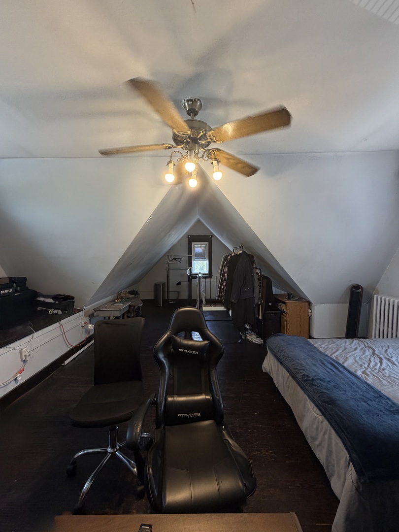 529 Emerald Avenue Property Photo 9