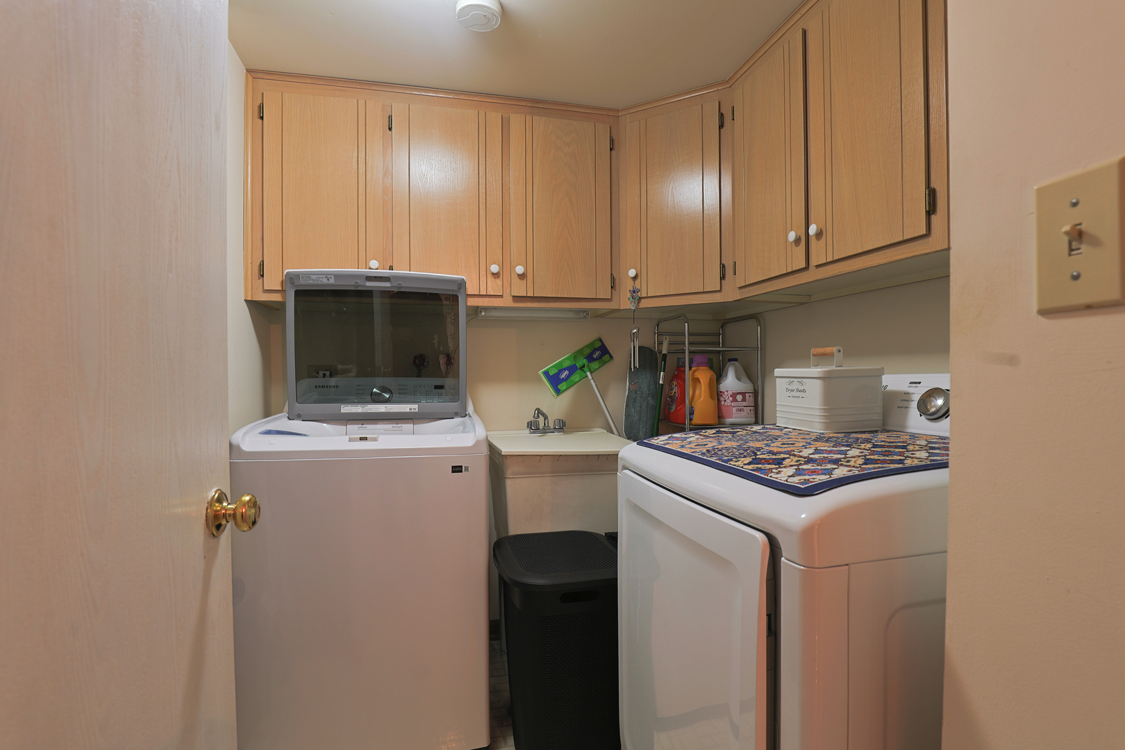 9510 S Kolmar Avenue 212 Property Photo 13