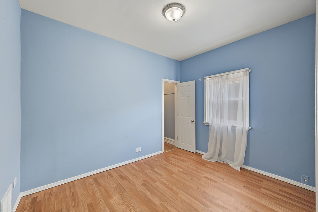 13148 S Escanaba Avenue Property Photo 32