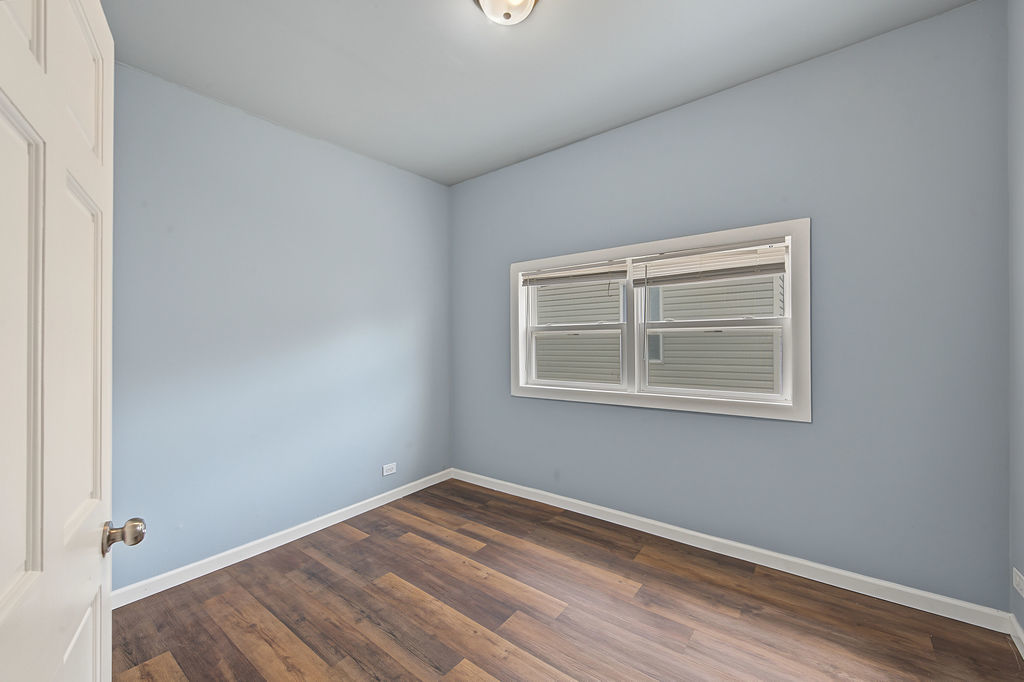 13148 S Escanaba Avenue Property Photo 35