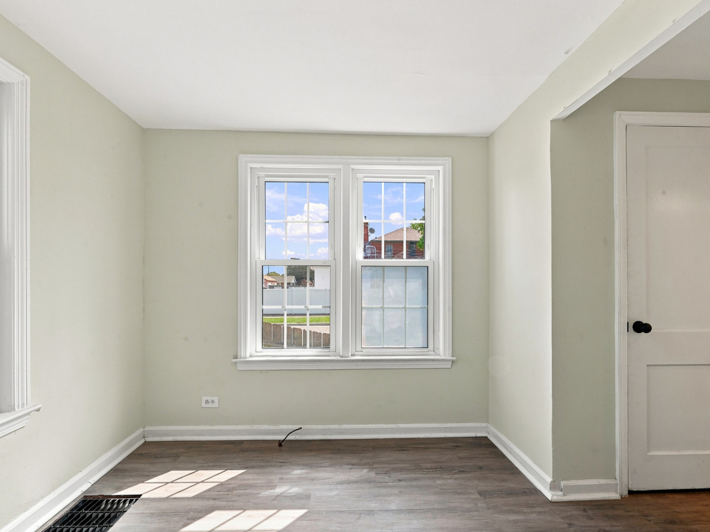 3331 S 56th Court Property Photo 13