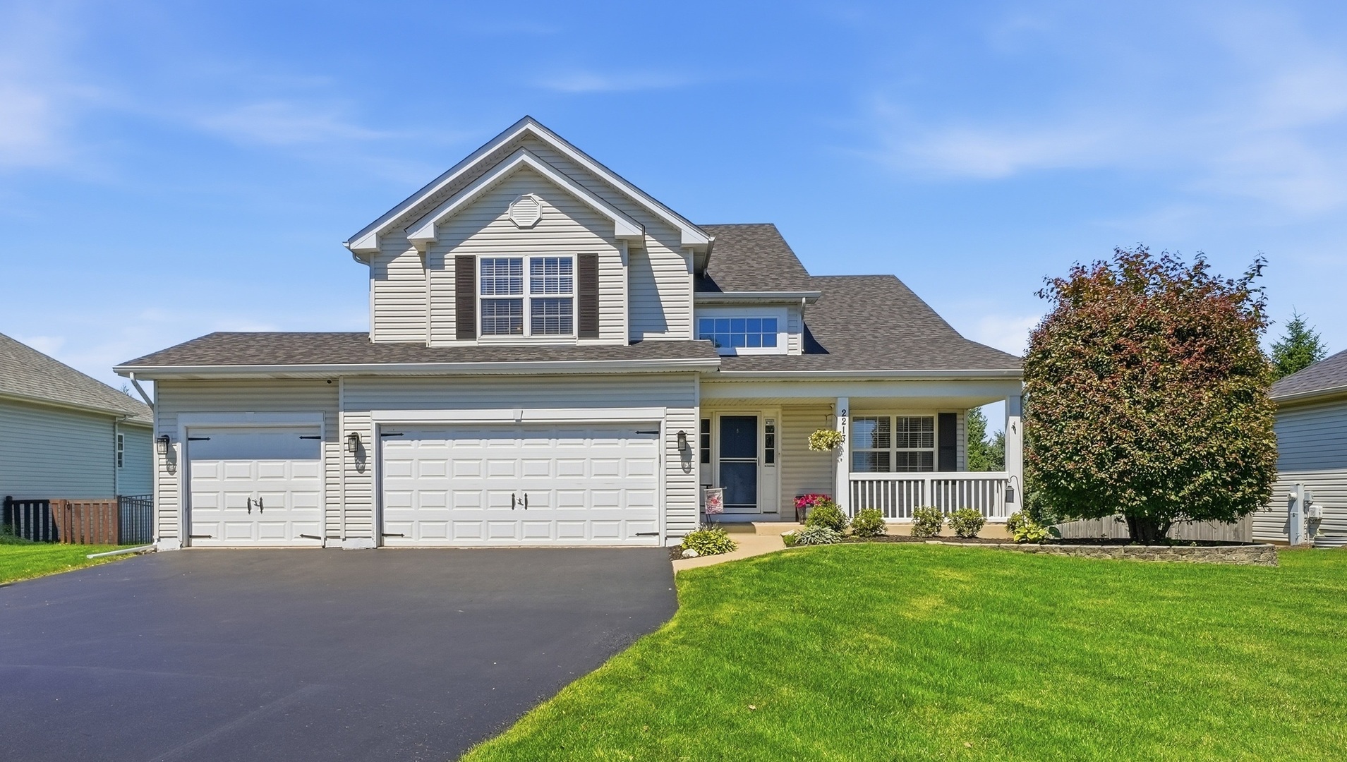 2213 Roaring Creek Drive Property Photo 1