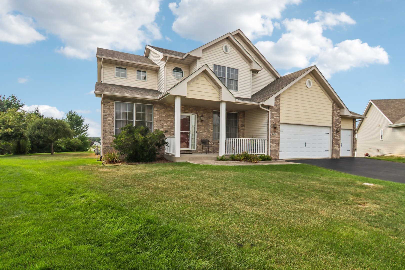 4478 Tufted Deer Court Property Photo 3