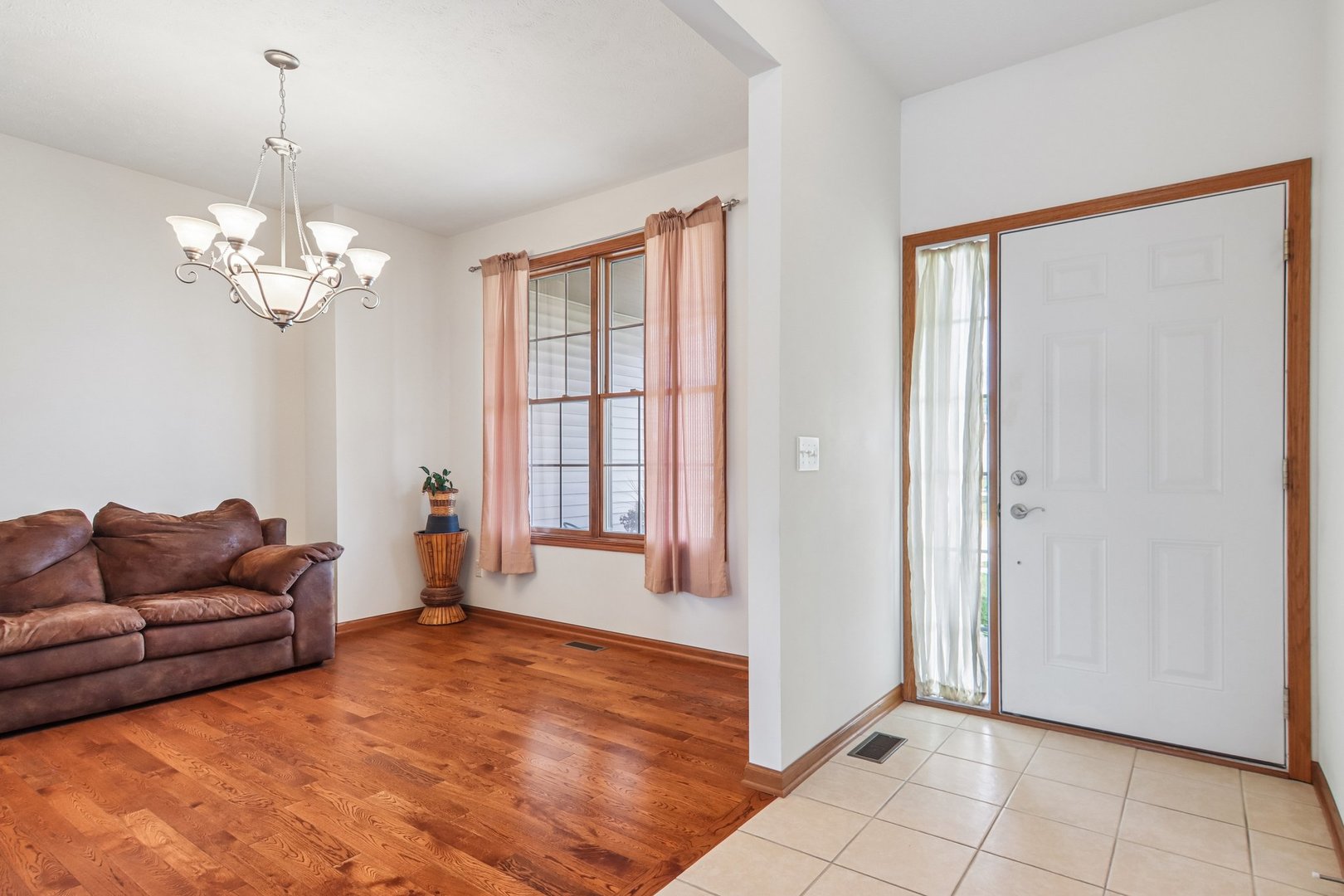 4478 Tufted Deer Court Property Photo 4