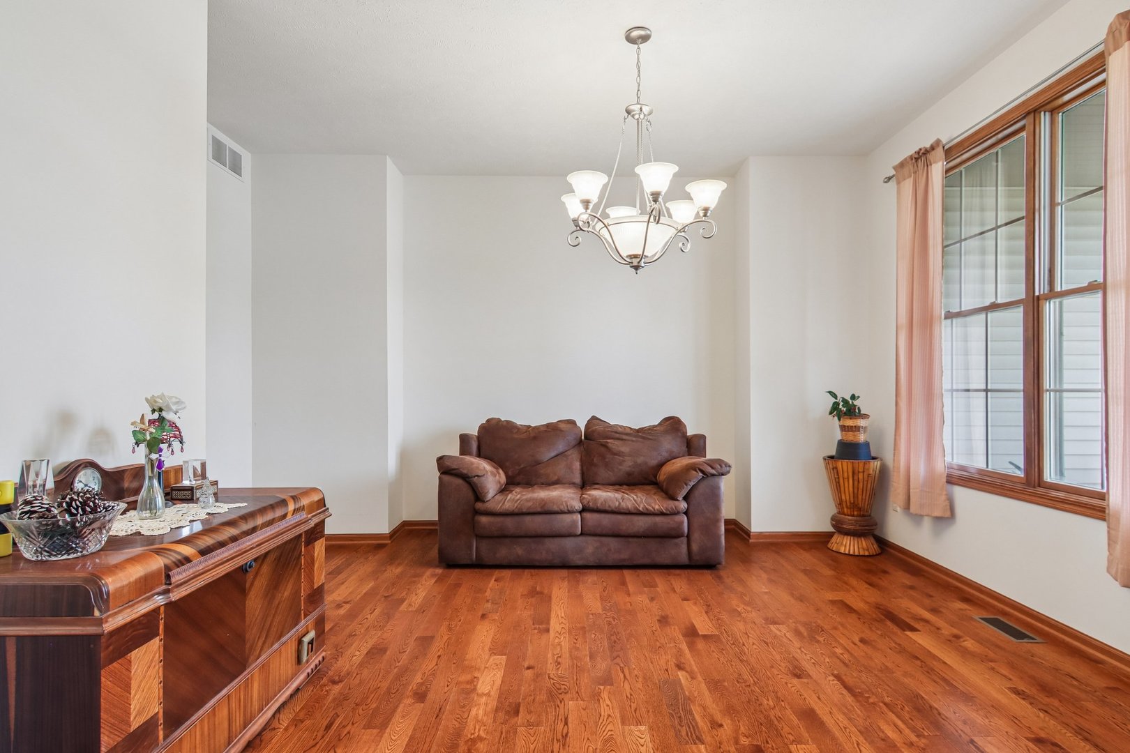 4478 Tufted Deer Court Property Photo 7