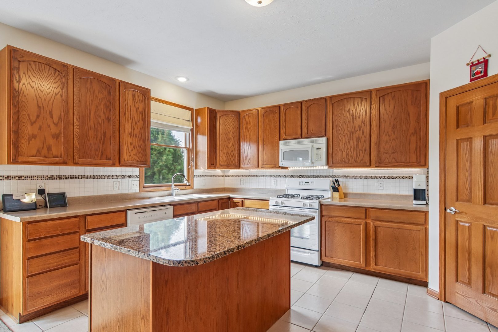 4478 Tufted Deer Court Property Photo 16